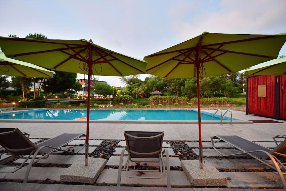 The Touch Green Naiyang Hotel & Fitness Nai Yang Exterior photo