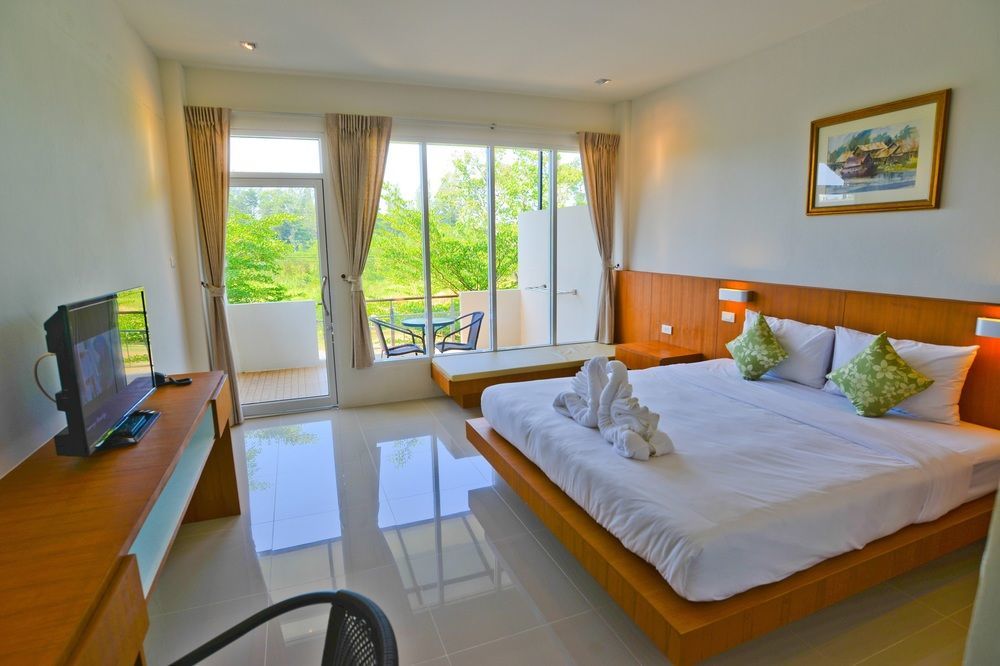 The Touch Green Naiyang Hotel & Fitness Nai Yang Exterior photo