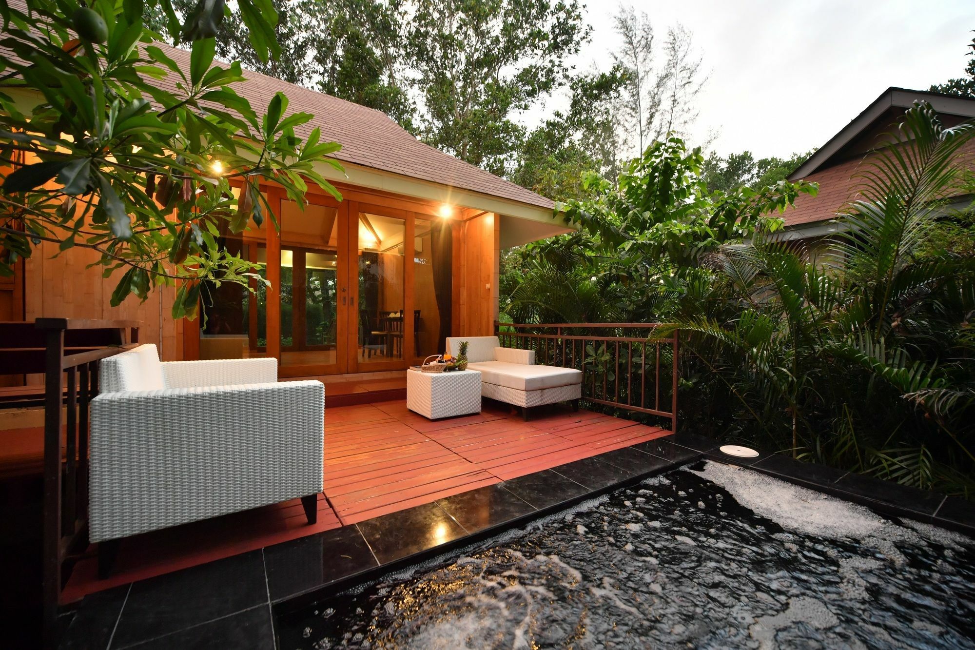 The Touch Green Naiyang Hotel & Fitness Nai Yang Exterior photo