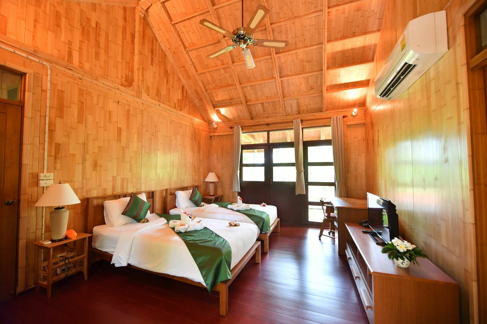 The Touch Green Naiyang Hotel & Fitness Nai Yang Exterior photo